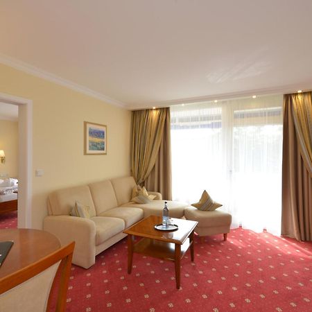 Hotel Schweizer Hof Thermal Und Vital Resort (Adults Only) Бад-Фюссінг Номер фото